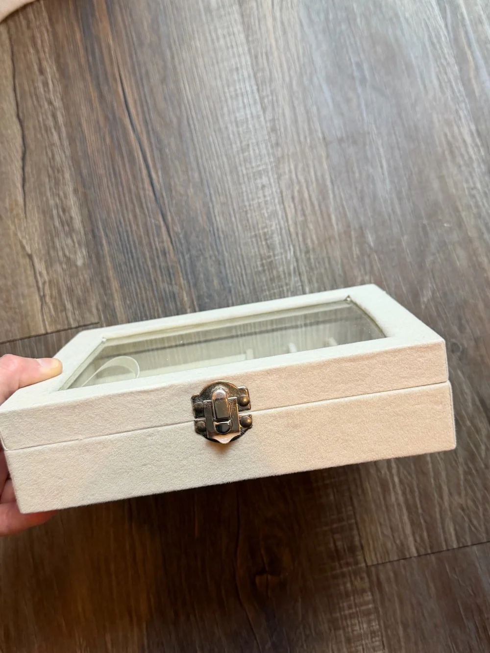 Cream Jewelry Organizer Box